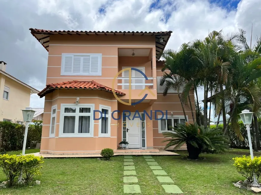 Casa de Condomínio com 5 quartos à venda, 450m2 em Guararema - SP - imagem 2 Foto 2 de Casa de Condomínio com 5 quartos à venda, 450m2 em Guararema - SP