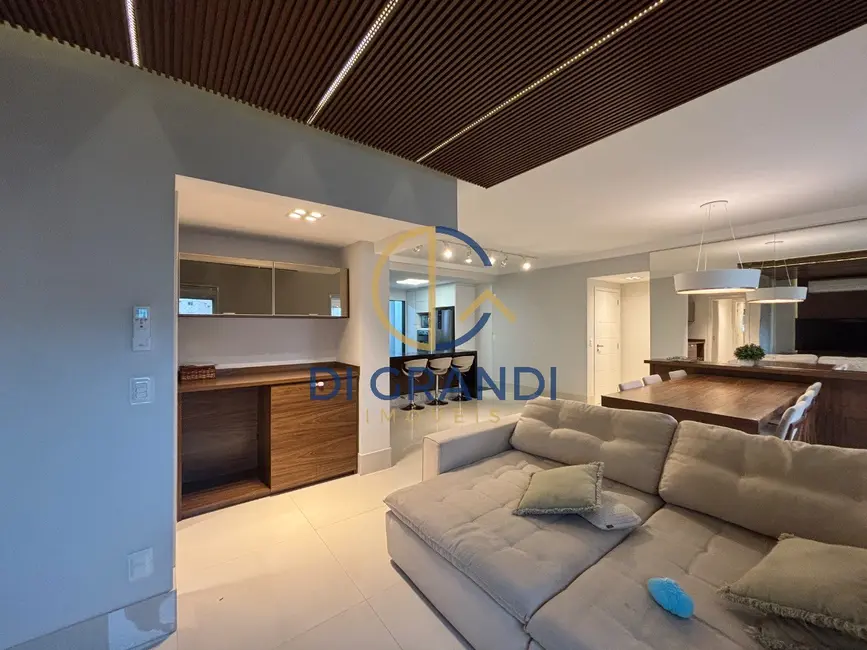 Foto 6 de Apartamento com 3 quartos para alugar, 131m2 em Fazenda São Quirino, Campinas - SP