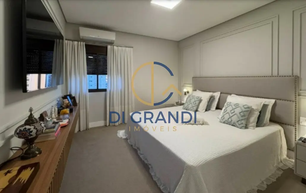 Apartamento com 3 quartos à venda, 199m2 em Cambuí, Campinas - SP - imagem 6 Foto 6 de Apartamento com 3 quartos à venda, 199m2 em Cambuí, Campinas - SP