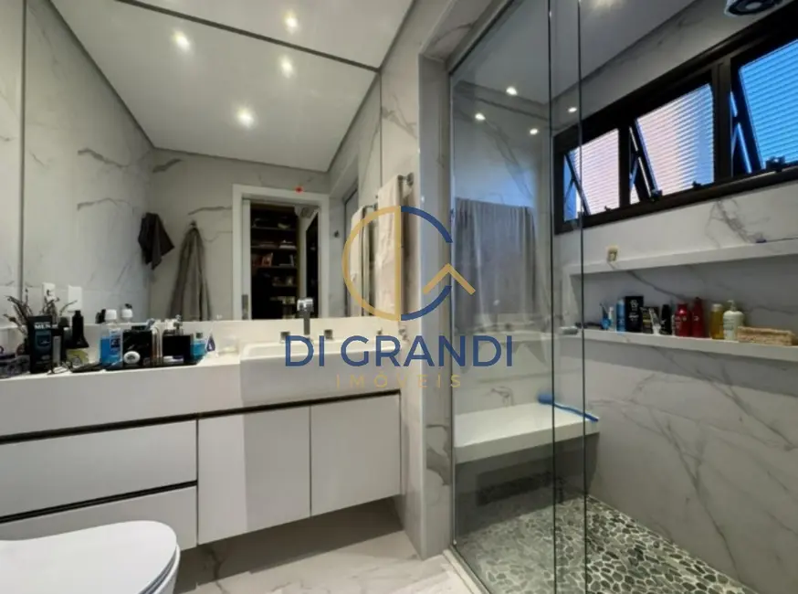 Apartamento com 3 quartos à venda, 199m2 em Cambuí, Campinas - SP - imagem 7 Foto 7 de Apartamento com 3 quartos à venda, 199m2 em Cambuí, Campinas - SP