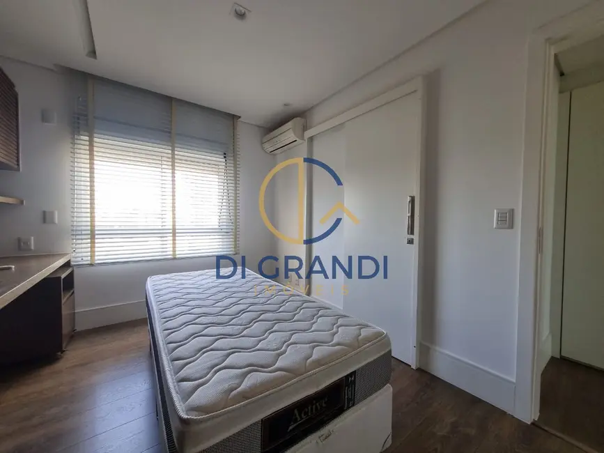 Apartamento com 3 quartos à venda e para alugar, 189m2 em Cambuí, Campinas - SP - imagem 5 Foto 5 de Apartamento com 3 quartos à venda e para alugar, 189m2 em Cambuí, Campinas - SP