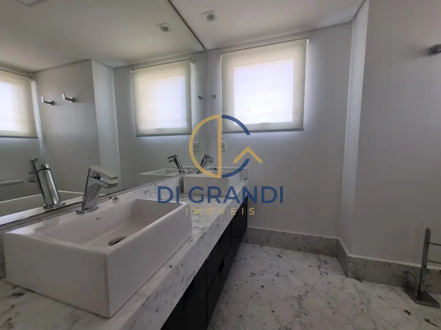 Apartamento com 3 quartos à venda e para alugar, 189m2 em Cambuí, Campinas - SP - imagem 6 Foto 6 de Apartamento com 3 quartos à venda e para alugar, 189m2 em Cambuí, Campinas - SP