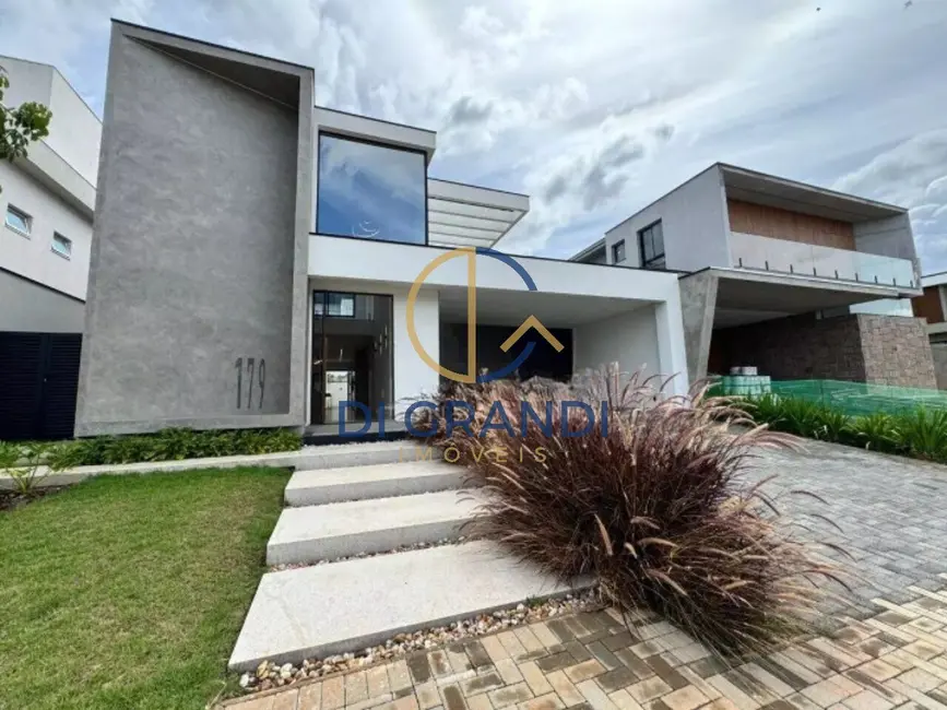 Casa de Condomínio com 3 quartos à venda, 240m2 em Campinas - SP - imagem 1 Foto 1 de Casa de Condomínio com 3 quartos à venda, 240m2 em Campinas - SP