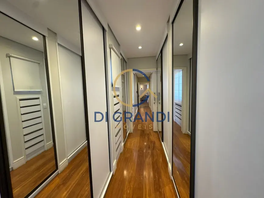 Apartamento com 4 quartos à venda, 230m2 em Cambuí, Campinas - SP - imagem 6 Foto 6 de Apartamento com 4 quartos à venda, 230m2 em Cambuí, Campinas - SP