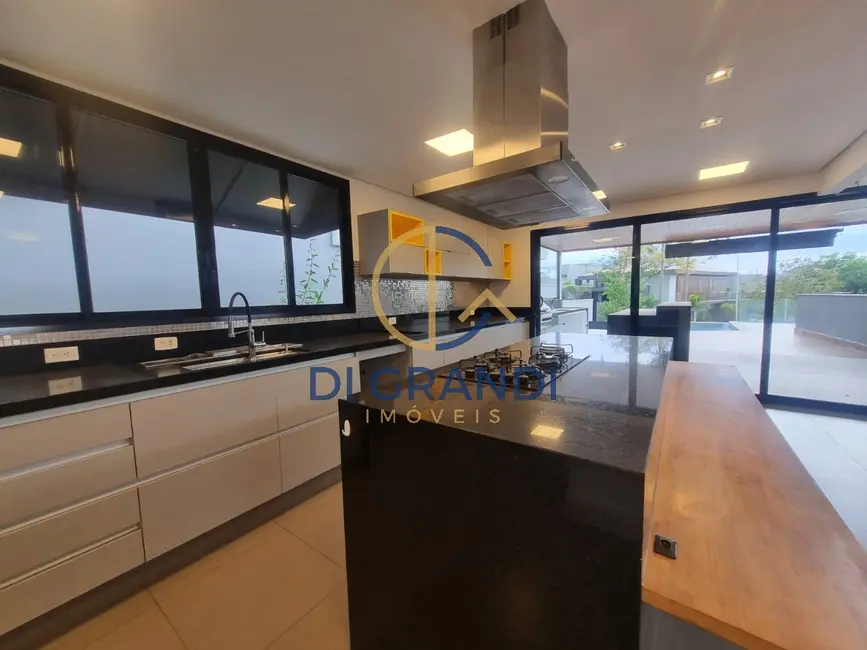 Casa de Condomínio com 3 quartos à venda e para alugar, 360m2 em Ville Sainte Hélène, Campinas - SP - imagem 8 Foto 8 de Casa de Condomínio com 3 quartos à venda e para alugar, 360m2 em Ville Sainte Hélène, Campinas - SP