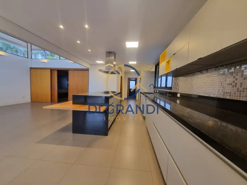 Casa de Condomínio com 3 quartos à venda e para alugar, 360m2 em Ville Sainte Hélène, Campinas - SP - imagem 7 Foto 7 de Casa de Condomínio com 3 quartos à venda e para alugar, 360m2 em Ville Sainte Hélène, Campinas - SP