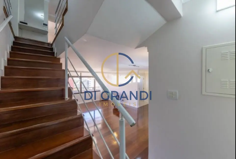 Foto 9 de Apartamento com 4 quartos à venda, 200m2 em Cambuí, Campinas - SP