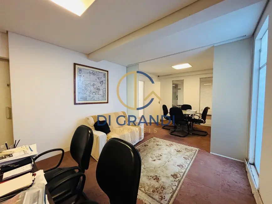 Foto 9 de Sala Comercial com 4 quartos para alugar, 257m2 em Cambuí, Campinas - SP