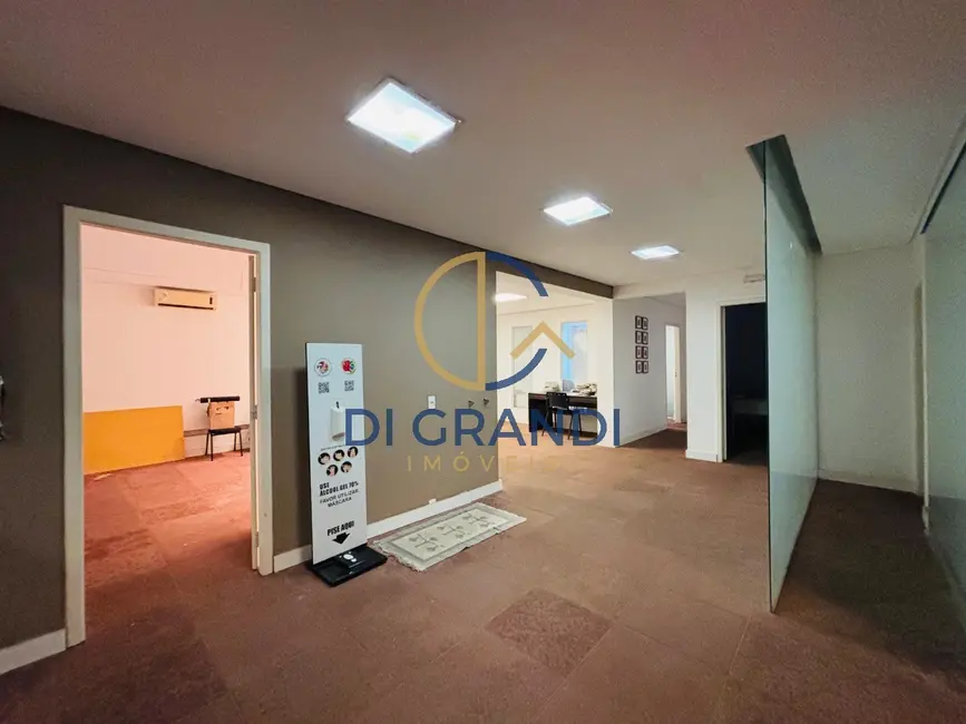 Foto 3 de Sala Comercial com 4 quartos para alugar, 257m2 em Cambuí, Campinas - SP