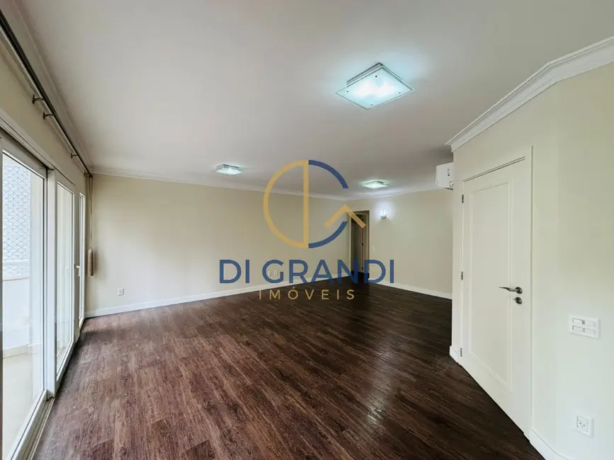 Apartamento com 2 quartos à venda, 125m2 em Cambuí, Campinas - SP - imagem 3 Foto 3 de Apartamento com 2 quartos à venda, 125m2 em Cambuí, Campinas - SP