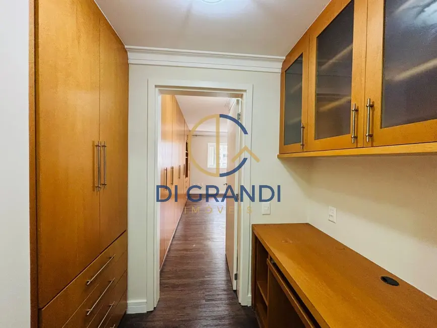 Apartamento com 2 quartos à venda, 125m2 em Cambuí, Campinas - SP - imagem 6 Foto 6 de Apartamento com 2 quartos à venda, 125m2 em Cambuí, Campinas - SP