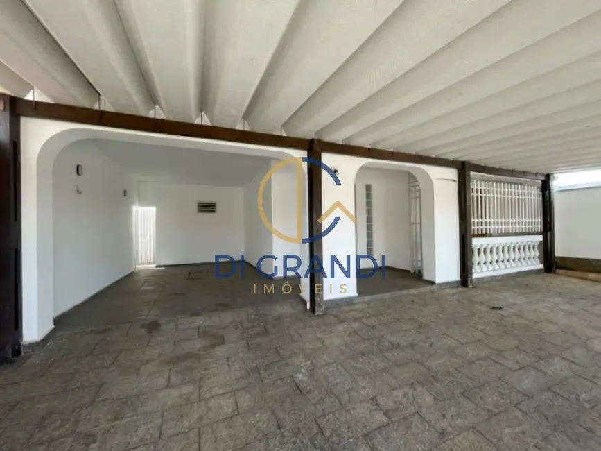 Casa com 2 quartos para alugar, 224m2 em Taquaral, Campinas - SP - imagem 4 Foto 4 de Casa com 2 quartos para alugar, 224m2 em Taquaral, Campinas - SP