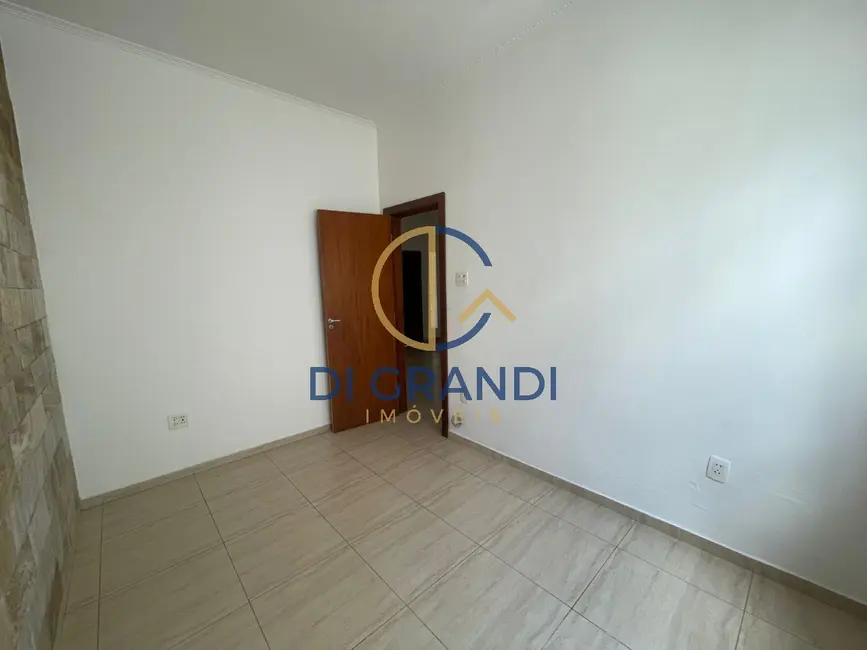 Casa com 2 quartos para alugar, 224m2 em Taquaral, Campinas - SP - imagem 9 Foto 9 de Casa com 2 quartos para alugar, 224m2 em Taquaral, Campinas - SP