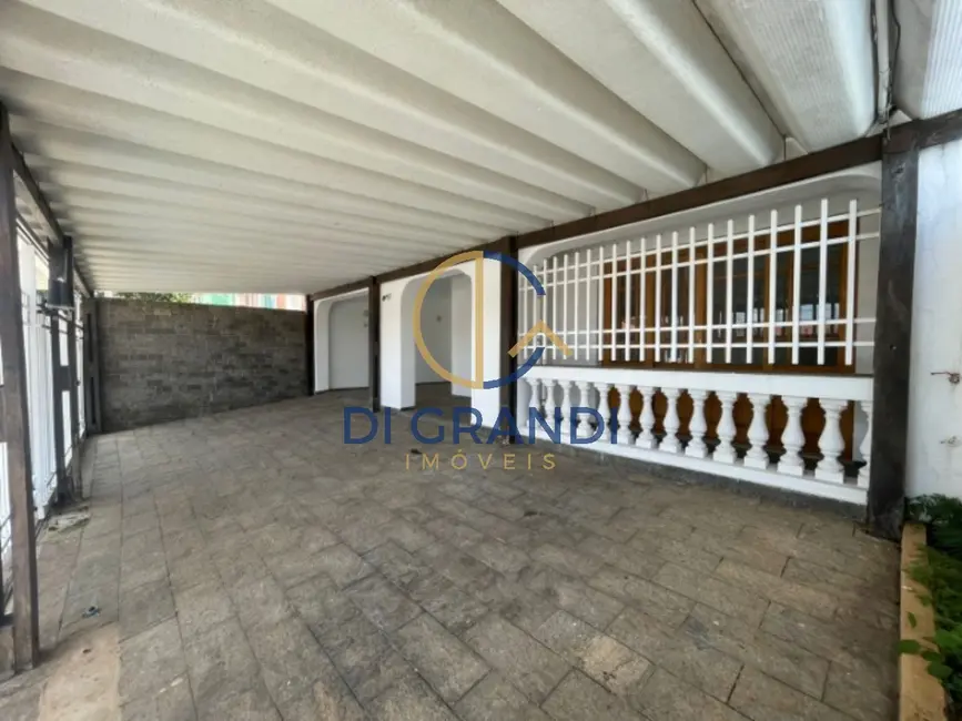 Casa com 2 quartos para alugar, 224m2 em Taquaral, Campinas - SP - imagem 5 Foto 5 de Casa com 2 quartos para alugar, 224m2 em Taquaral, Campinas - SP
