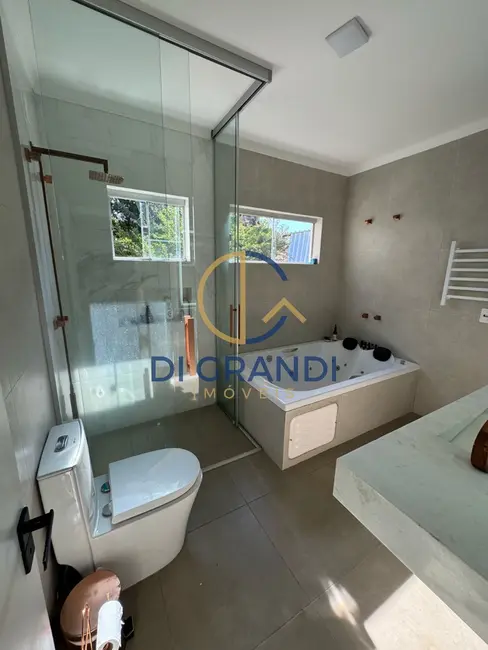 Casa de Condomínio com 4 quartos à venda, 380m2 em Loteamento Chácaras Vale das Garças, Campinas - SP - imagem 4 Foto 4 de Casa de Condomínio com 4 quartos à venda, 380m2 em Loteamento Chácaras Vale das Garças, Campinas - SP