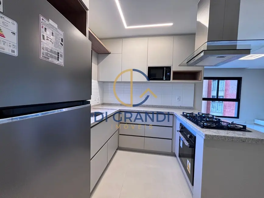 Foto 3 de Apartamento com 3 quartos para alugar, 127m2 em Cambuí, Campinas - SP