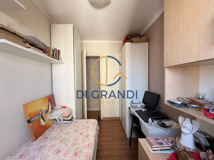 Apartamento com 3 quartos à venda, 73m2 em Vila Marieta, Campinas - SP - imagem 9 Foto 9 de Apartamento com 3 quartos à venda, 73m2 em Vila Marieta, Campinas - SP