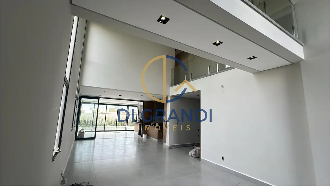Casa de Condomínio com 4 quartos à venda, 350m2 em Campinas - SP - imagem 3 Foto 3 de Casa de Condomínio com 4 quartos à venda, 350m2 em Campinas - SP