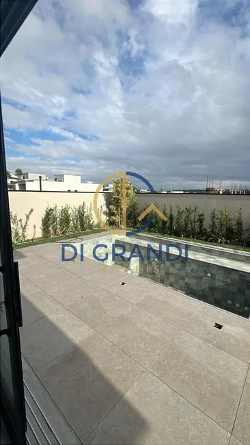 Casa de Condomínio com 4 quartos à venda, 350m2 em Campinas - SP - imagem 5 Foto 5 de Casa de Condomínio com 4 quartos à venda, 350m2 em Campinas - SP