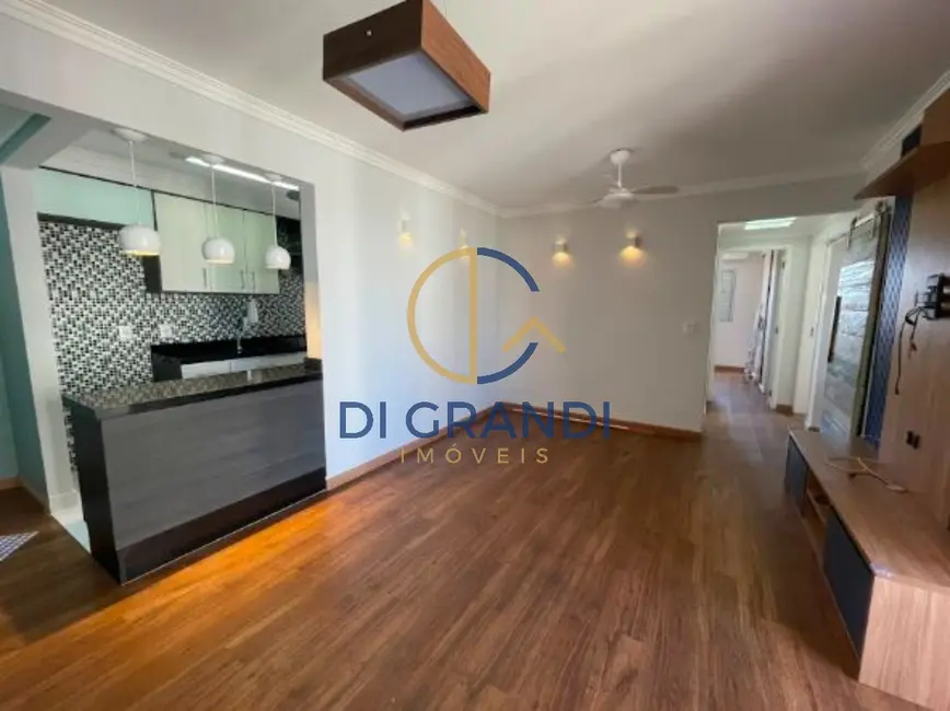 Apartamento com 3 quartos para alugar, 75m2 em Loteamento Chácara Prado, Campinas - SP - imagem 2 Foto 2 de Apartamento com 3 quartos para alugar, 75m2 em Loteamento Chácara Prado, Campinas - SP