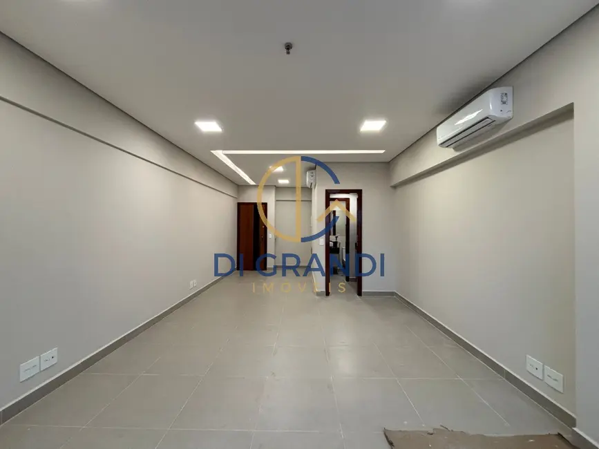 Sala Comercial para alugar, 35m2 em Centro, Campinas - SP - imagem 1 Foto 1 de Sala Comercial para alugar, 35m2 em Centro, Campinas - SP