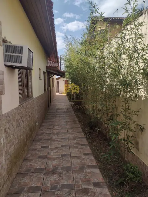 Foto 4 de Casa com 2 quartos à venda, 62m2 em Itanhaem - SP