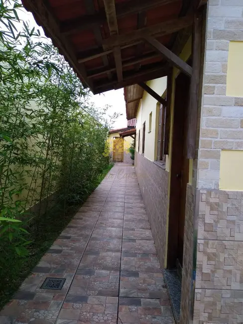 Foto 3 de Casa com 2 quartos à venda, 62m2 em Itanhaem - SP