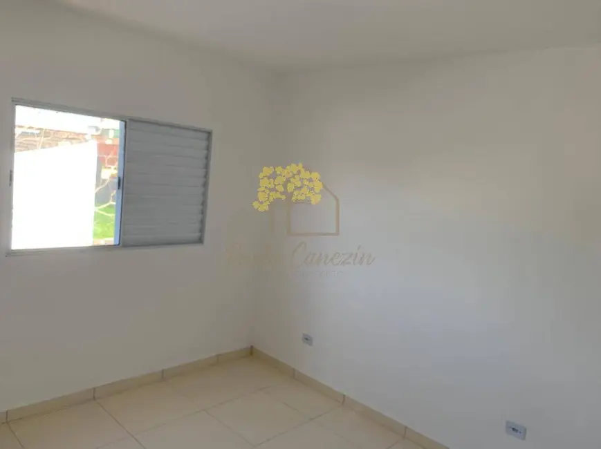 Foto 3 de Casa com 2 quartos à venda, 60m2 em Itanhaem - SP