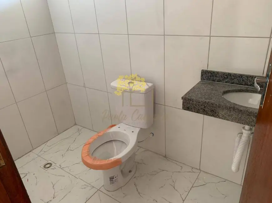 Foto 8 de Casa com 2 quartos à venda, 60m2 em Itanhaem - SP