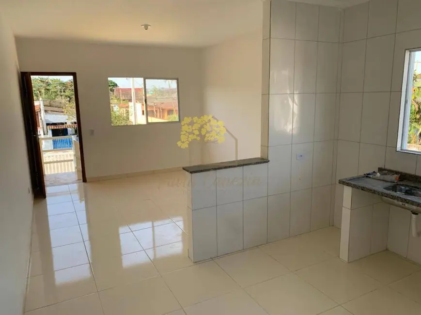 Foto 1 de Casa com 2 quartos à venda, 60m2 em Itanhaem - SP