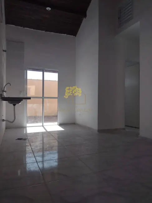 Casa de Condomínio com 2 quartos à venda, 85m2 em Itanhaem - SP - imagem 3 Foto 3 de Casa de Condomínio com 2 quartos à venda, 85m2 em Itanhaem - SP
