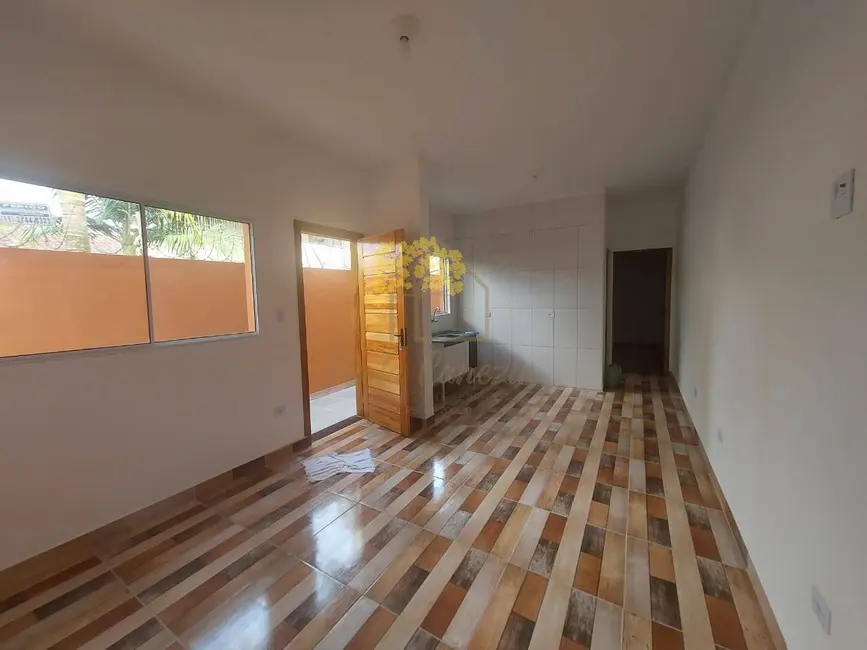 Foto 8 de Casa com 2 quartos à venda, 60m2 em Itanhaem - SP