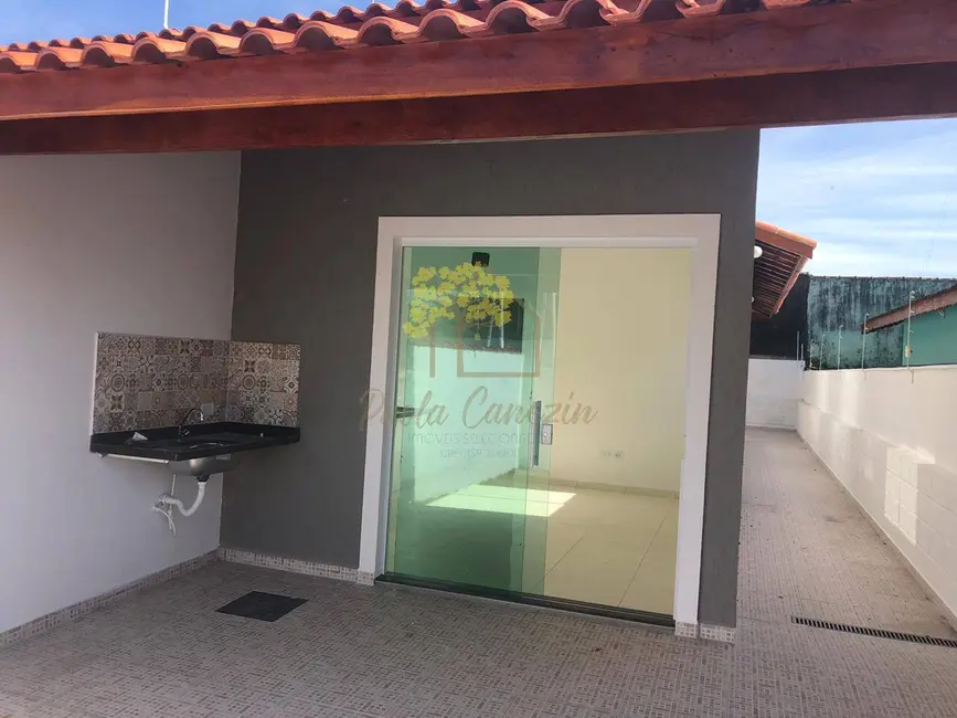 Foto 1 de Casa com 2 quartos à venda, 74m2 em Itanhaem - SP