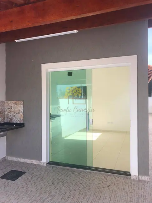 Foto 2 de Casa com 2 quartos à venda, 74m2 em Itanhaem - SP