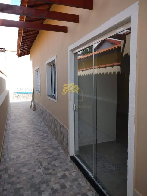 Foto 1 de Casa com 2 quartos à venda, 53m2 em Itanhaem - SP