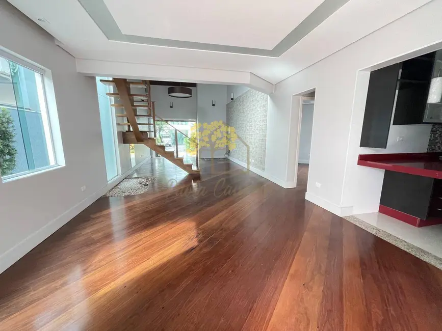 Foto 1 de Casa com 3 quartos à venda, 270m2 em Centro, Itanhaem - SP