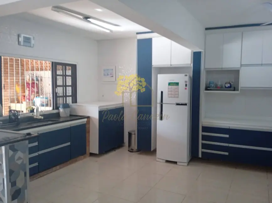 Foto 2 de Casa com 3 quartos à venda, 164m2 em Itanhaem - SP