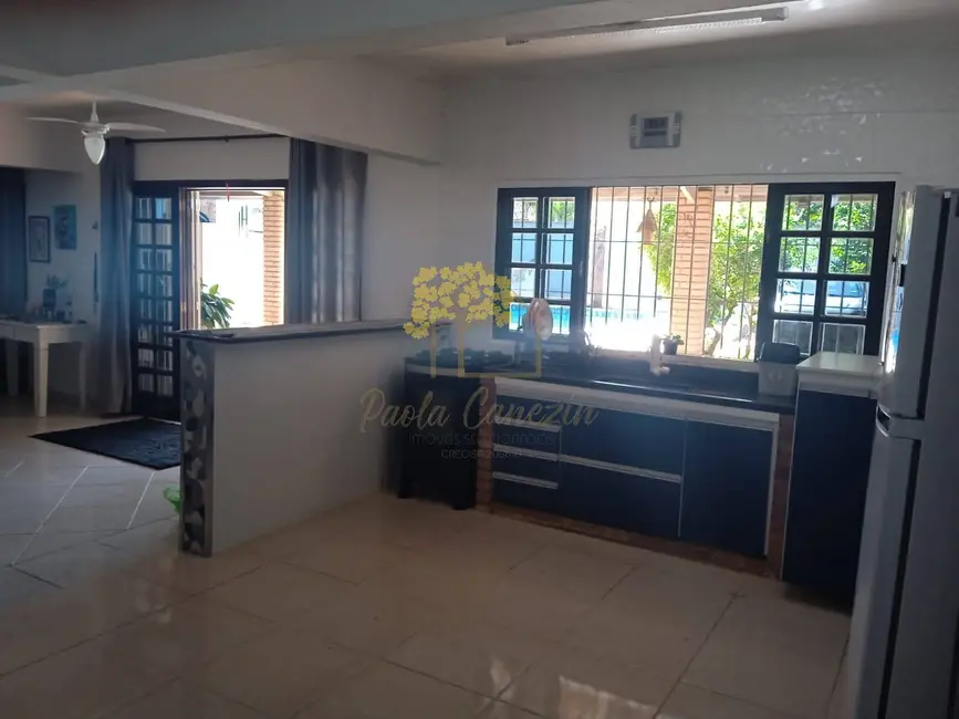 Foto 8 de Casa com 3 quartos à venda, 164m2 em Itanhaem - SP