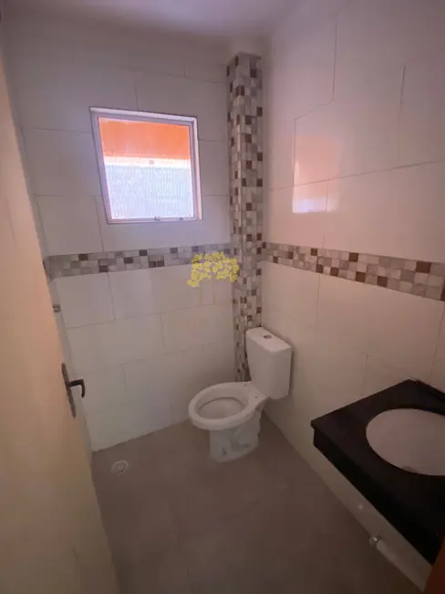 Casa de Condomínio com 2 quartos à venda, 64m2 em Itanhaem - SP - imagem 3 Foto 3 de Casa de Condomínio com 2 quartos à venda, 64m2 em Itanhaem - SP