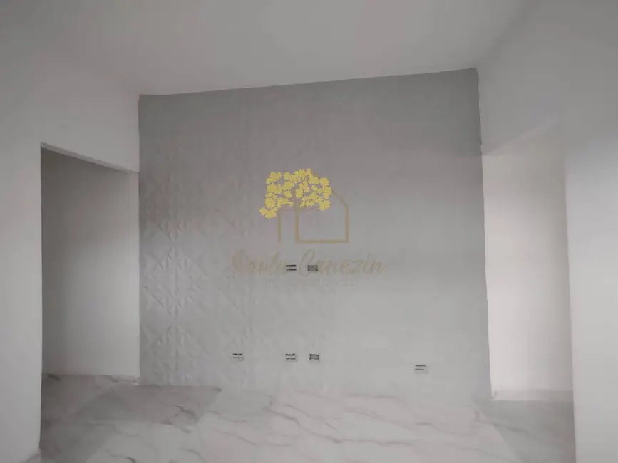 Foto 2 de Casa com 2 quartos à venda, 60m2 em Itanhaem - SP