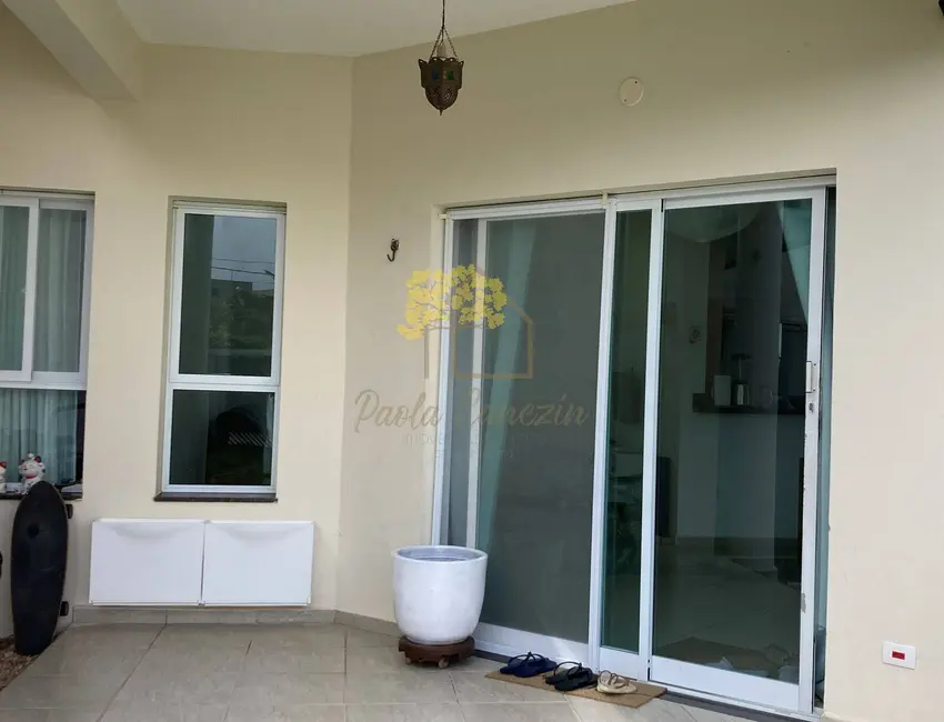 Foto 2 de Casa com 3 quartos à venda, 106m2 em Itanhaem - SP