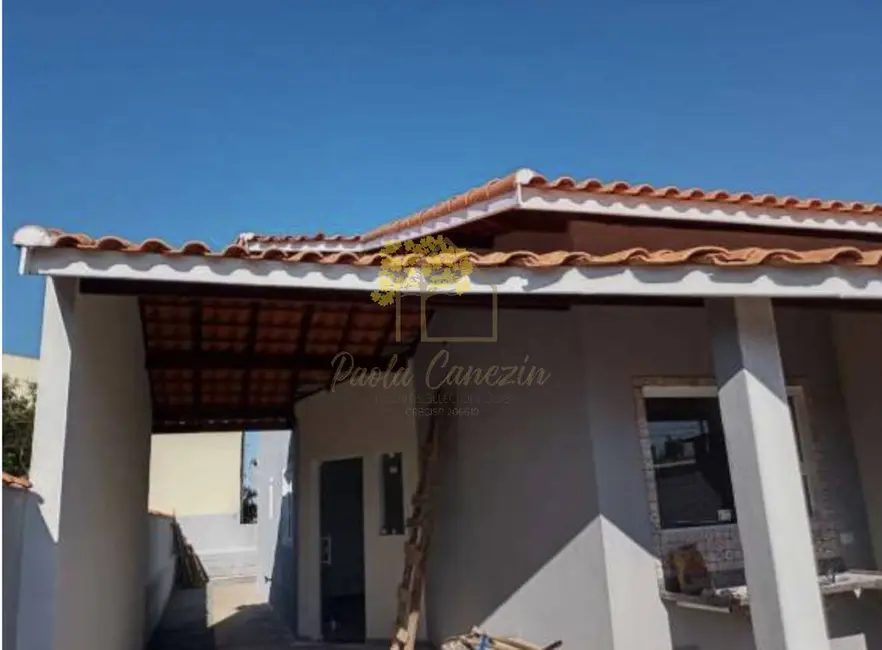 Foto 4 de Casa com 2 quartos à venda, 85m2 em Itanhaem - SP