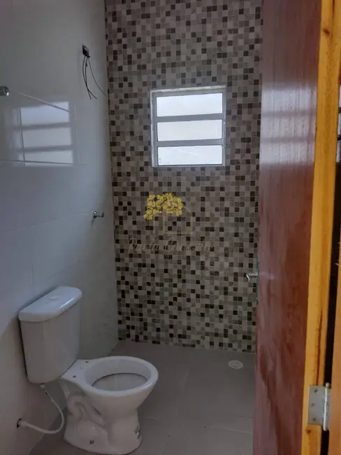 Casa com 2 quartos à venda, 60m2 em Itanhaem - SP - imagem 9 Foto 9 de Casa com 2 quartos à venda, 60m2 em Itanhaem - SP