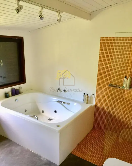 Sítio / Rancho com 6 quartos à venda e para alugar, 60000m2 em Sao Jose Dos Campos - SP - imagem 4 Foto 4 de Sítio / Rancho com 6 quartos à venda e para alugar, 60000m2 em Sao Jose Dos Campos - SP