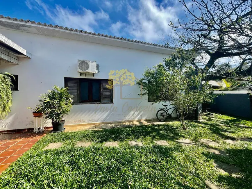 Foto 3 de Casa com 4 quartos à venda, 450m2 em Itanhaem - SP