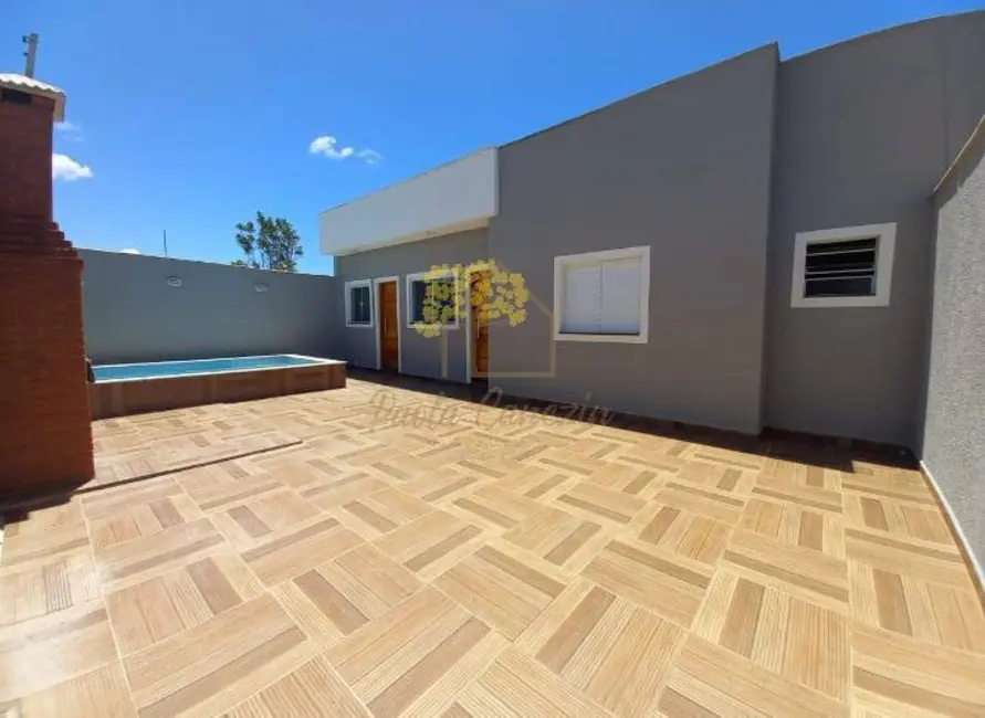 Foto 2 de Casa com 2 quartos à venda, 159m2 em Itanhaem - SP