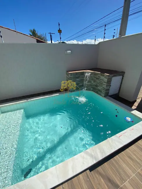 Foto 2 de Casa com 2 quartos à venda, 84m2 em Itanhaem - SP