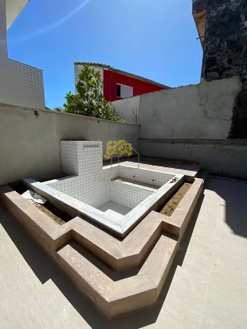 Foto 4 de Casa com 3 quartos à venda, 200m2 em Itanhaem - SP