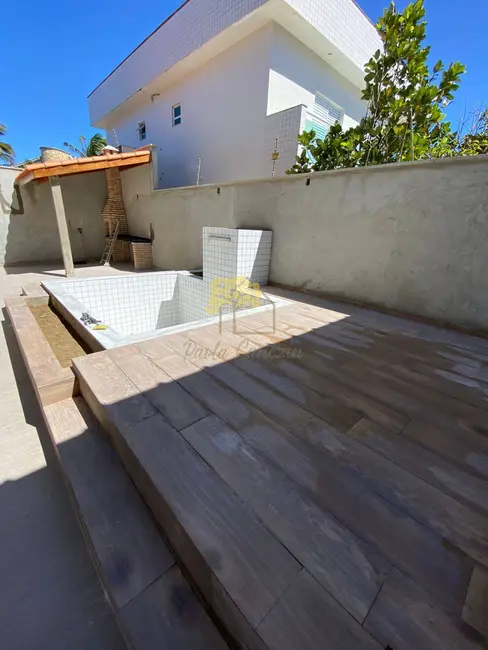 Foto 3 de Casa com 3 quartos à venda, 200m2 em Itanhaem - SP