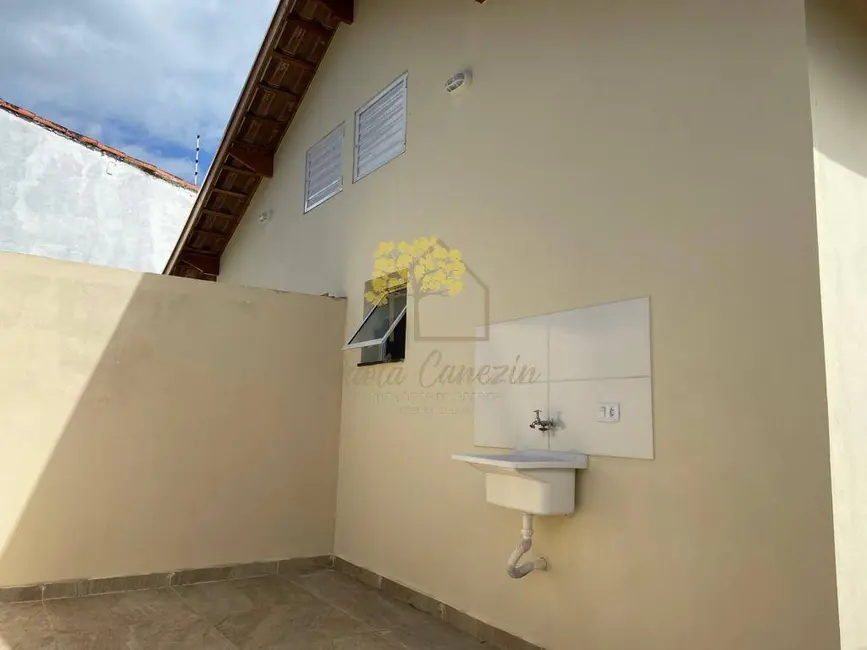 Foto 8 de Casa com 2 quartos à venda, 200m2 em Itanhaem - SP